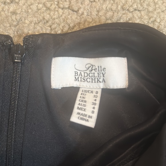 Belle Badgley Mischka Draped Boat Neck 3/4 Sleeve Blouson Dress - Picture 2 of 3